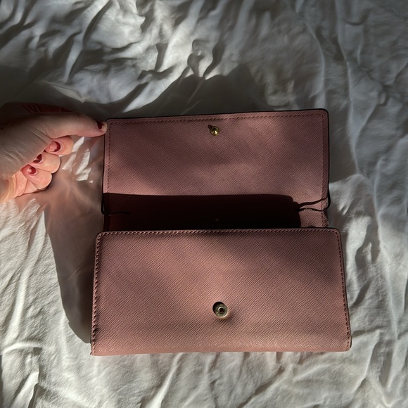 kate spade wallet - Picture 2 of 4